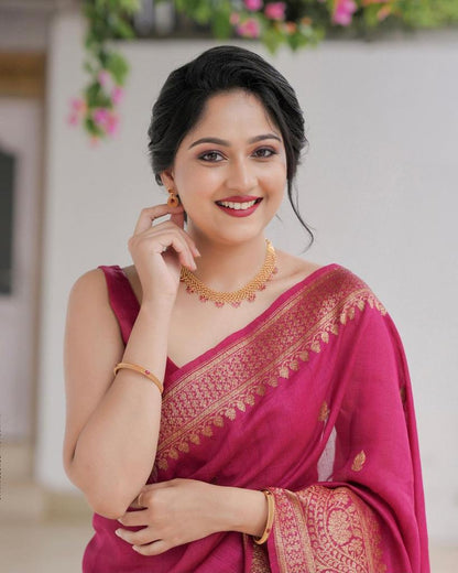 Delectable Dark Pink Soft Silk Saree With Gratifying Blouse Piece