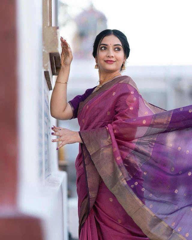 Angelic Lavender Soft Silk Saree With Scrupulous Blouse Piece