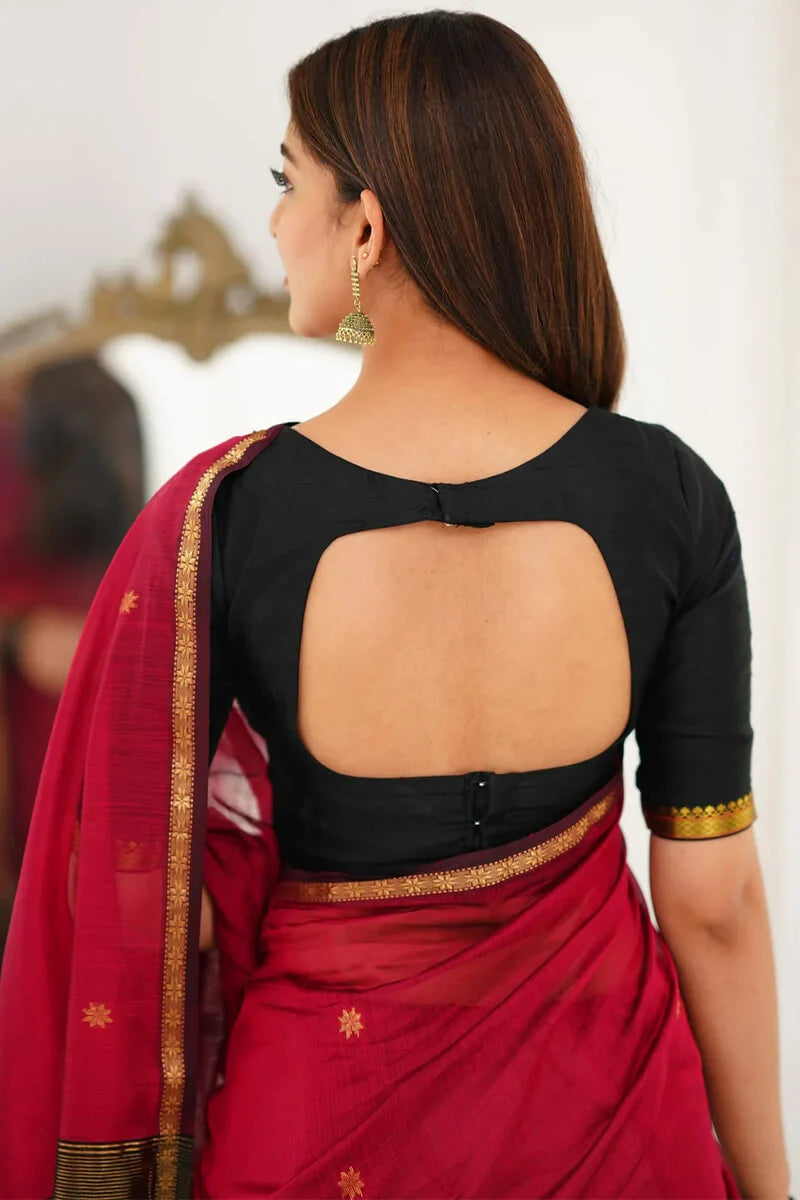 Seraphic Red Cotton Silk Saree With Mellifluous Blouse Piece